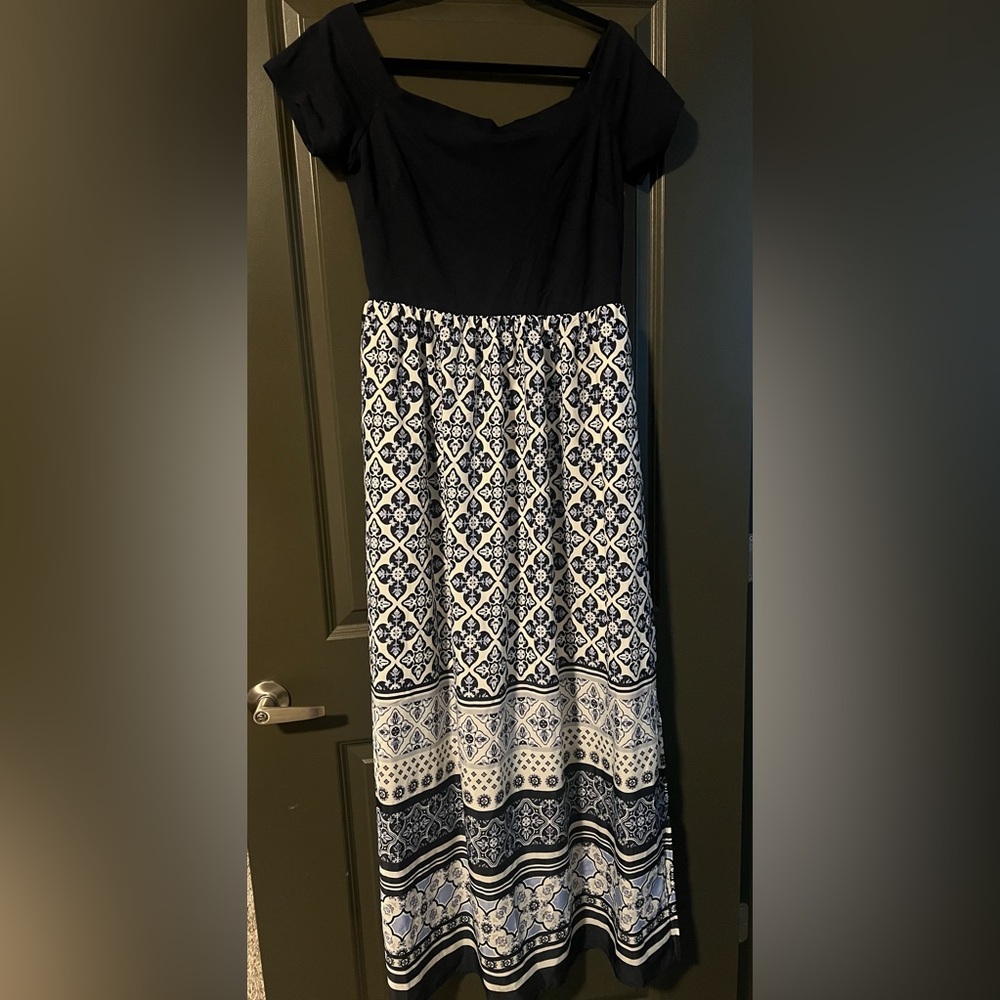 NWOT Eliza J Size 18 Maxi Dress